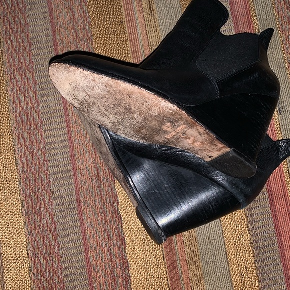 Corso Como Black stacked wedge ankle booties - Picture 5 of 8